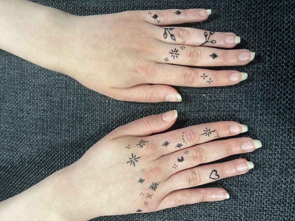 Henna design blackhenna-minimalist-1