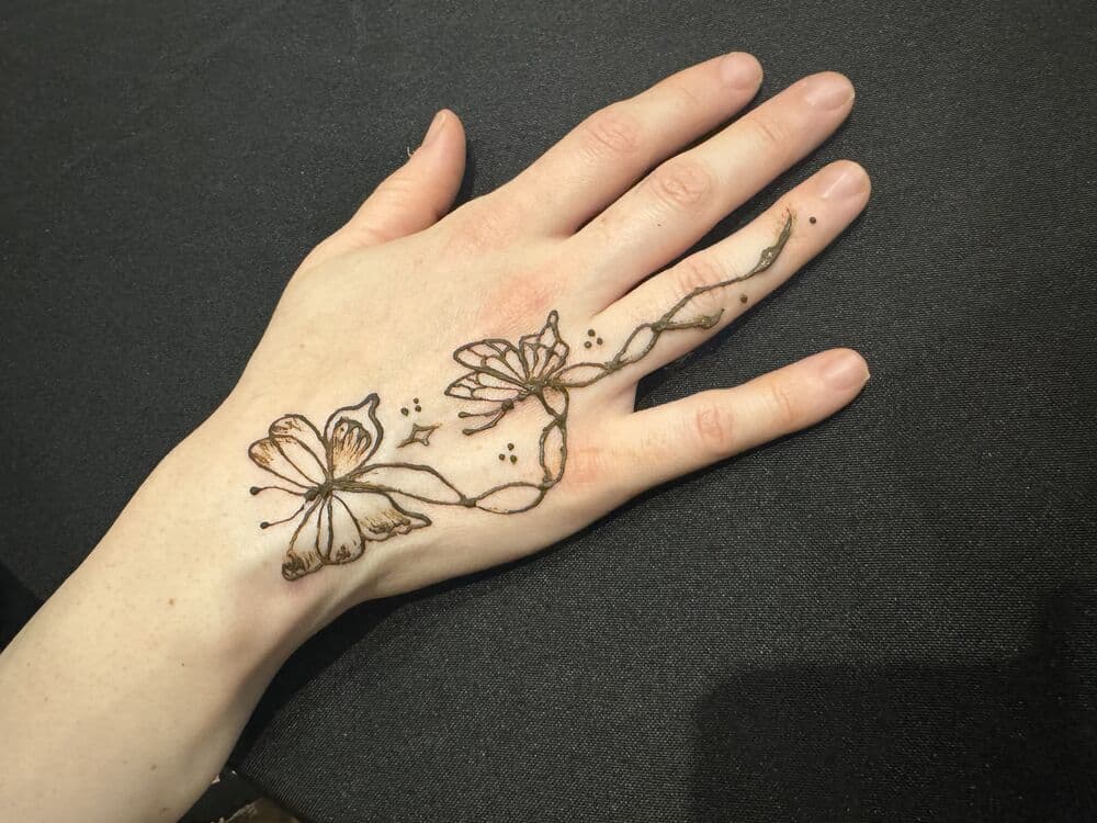 Henna design tattoo-1